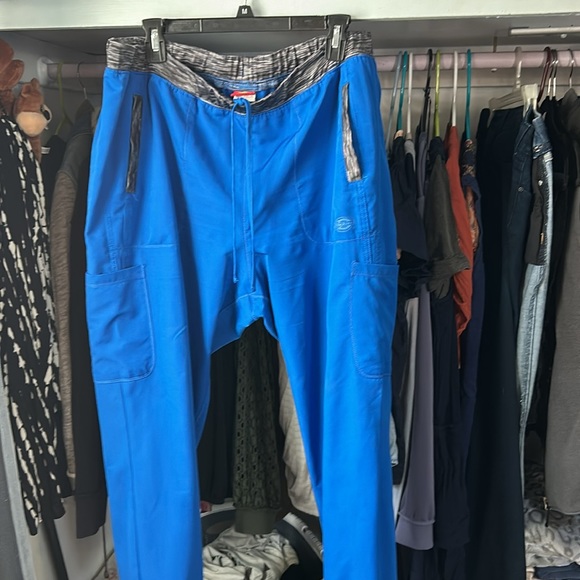 Dickies X-Large royal blue scrub jogger. Used in good condition. - Picture 2 of 7